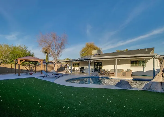 Holiday home Relaxing 4 Bdrm Retreat In The Heart Of Scottsdale Phoenix