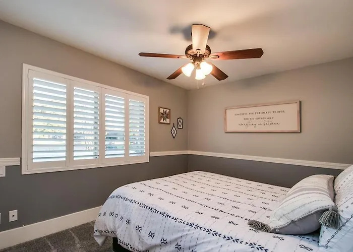 Holiday home Relaxing 4 Bdrm Retreat In The Heart Of Scottsdale *