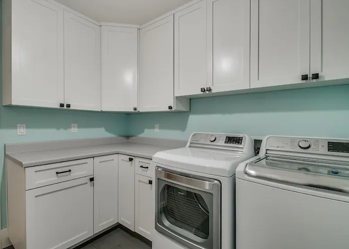 Relaxing 4 Bdrm Retreat In The Heart Of Scottsdale Phoenix