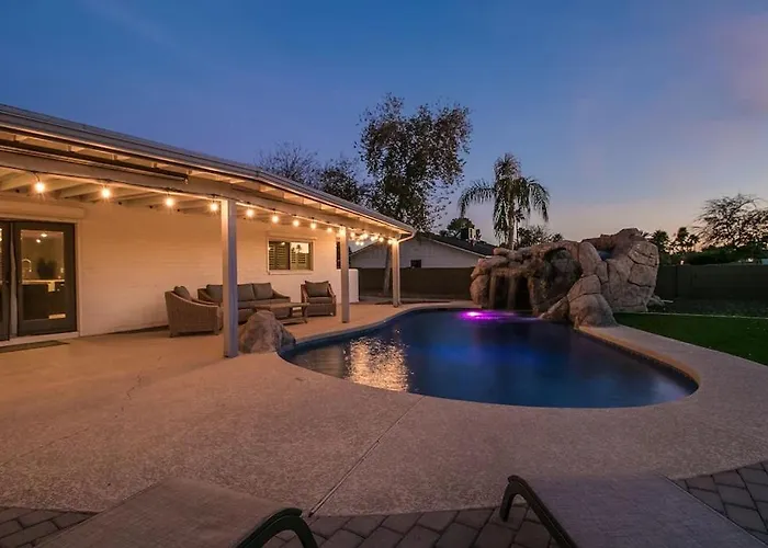 Holiday home Relaxing 4 Bdrm Retreat In The Heart Of Scottsdale *